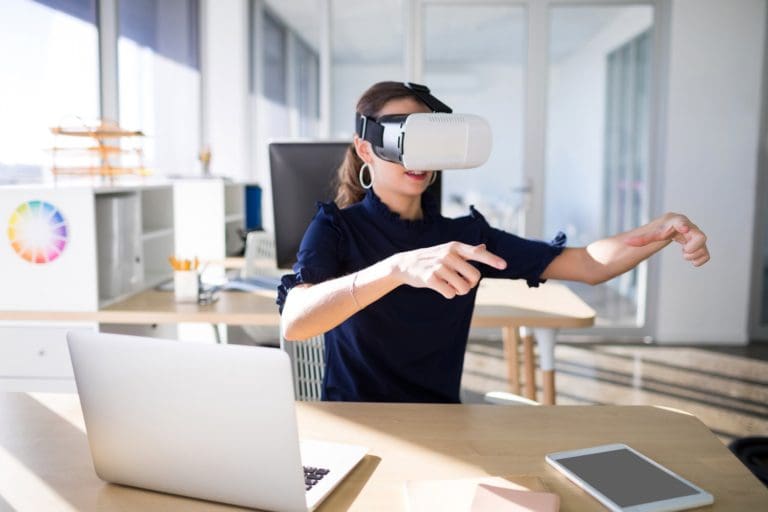 How to Amplify Public Relations With Virtual Reality