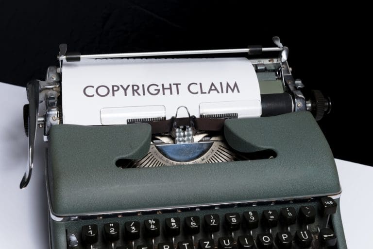 El copyright global y el seguimiento de medios