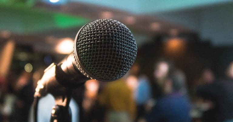 How to Follow Up with Journalists Effectively    