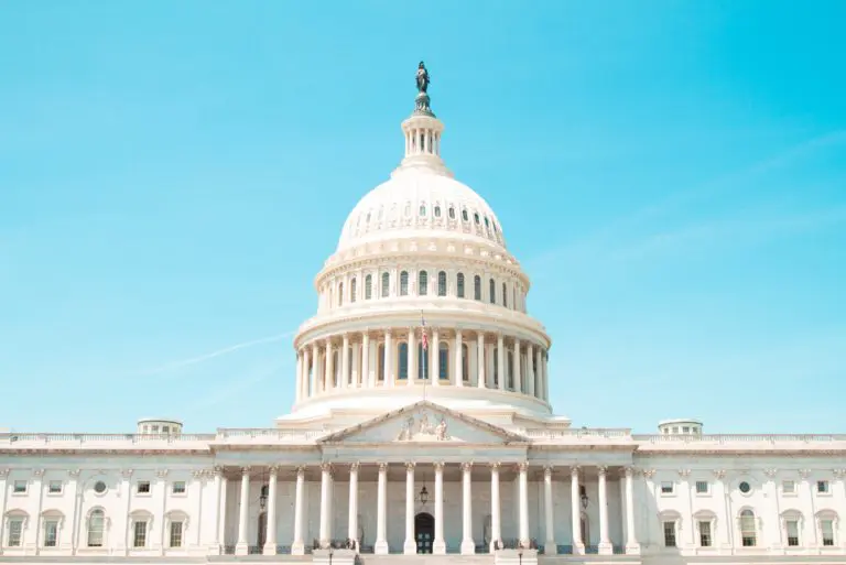 Key Insights from Onclusive’s Latest Webinar: Navigating the Election Narrative